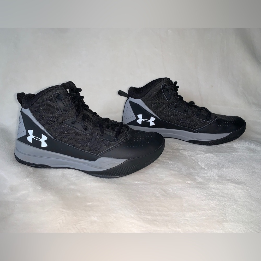 Under Armour Basketball Sneakers